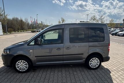 VW Caddy 59.000 km 28.000 &euro; Niedereschach 78078