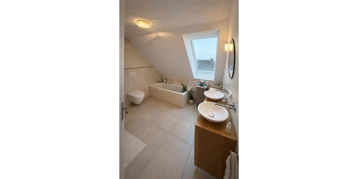 Doppelhaushälfte Wees - 4 Zimmer, 120 m&sup2;, 465.000&euro; | Angebot:26868868