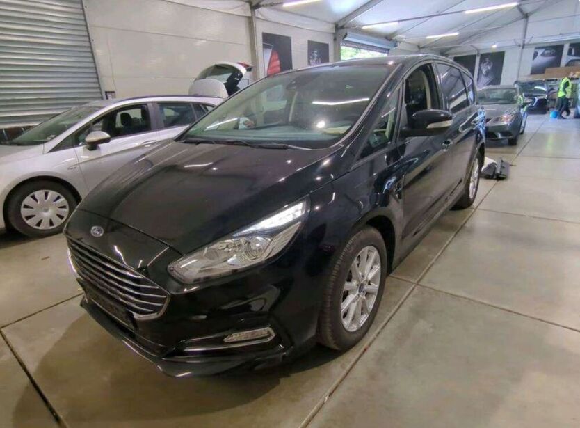 S-Max