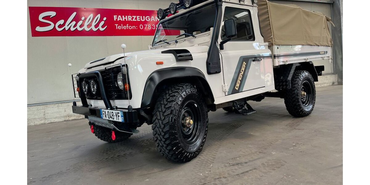 Land Rover Defender 192.000 km 39.500 &euro; Zell am Harmersbach 77736