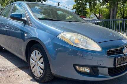 Fiat Bravo 227.800 km 1.900 &euro; Sindelfingen 71065