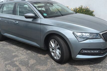 Skoda Superb 103.000 km 14.950 &euro; Rüsselsheim 65428