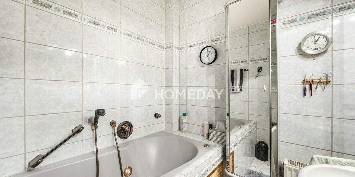 Reihenmittelhaus Ratingen Breitscheid - 5 Zimmer, 128 m&sup2;, 489.000&euro; | Angebot:25628660