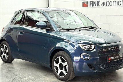 Fiat 500e Action Carplay Android Automatik 1.Hand 25.950 km 13.720 &euro; Lich 35423