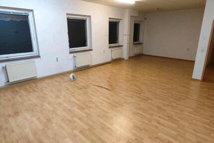 Gewerbeimmobilie Lagerraum Storage in Kreischa 96 Quadratmeter zimmer