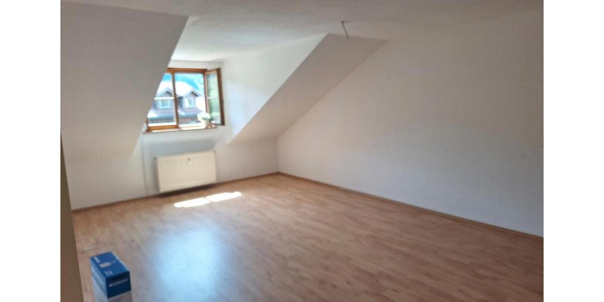 Dachgeschoßwohnung Weitnau - 3 Zimmer, 66 m&sup2;, 189.000&euro; | Angebot:26415839
