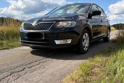 Skoda Rapid 111.291 km 6.499 &euro; Waidhaus 92726