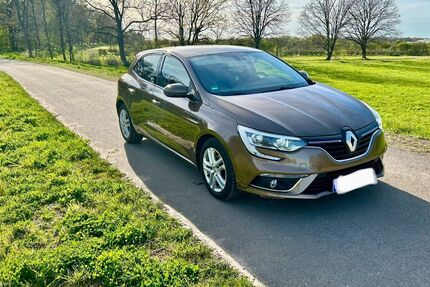 Renault Megane 67.000 km 9.600 &euro; Dessau-Roßlau 06847