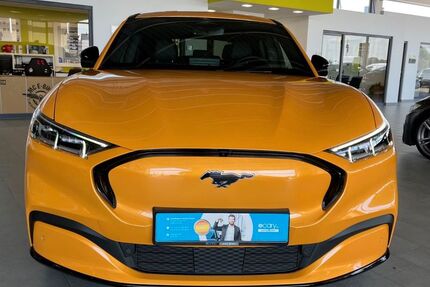 Ford Mustang Mach-E 22.500 km 36.995 &euro; Herford 32052