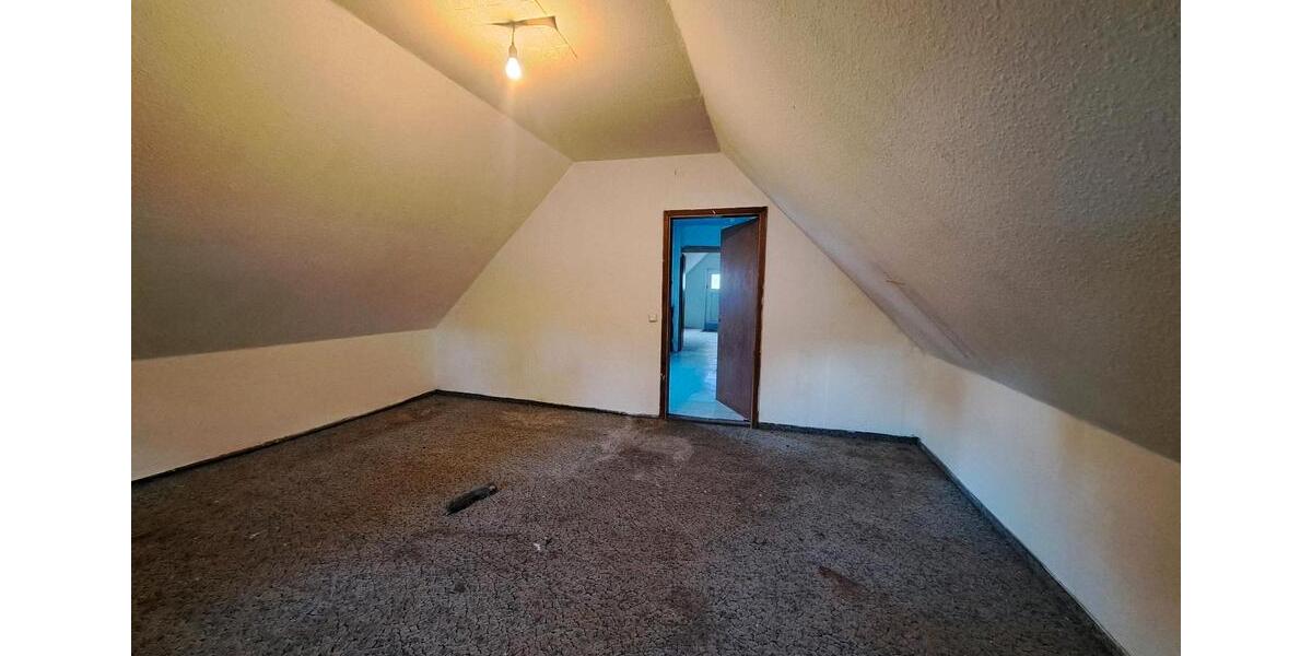 Einfamilienhaus Wermsdorf - 5 Zimmer, 70 m&sup2;, 850&euro; | Angebot:26533014