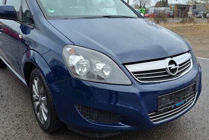 Opel Zafira 151.391 km 3.200 &euro; Berlin 13055
