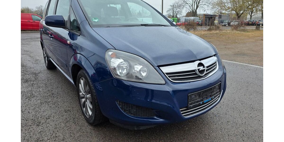Opel Zafira 151.391 km 3.200 &euro; Berlin 13055