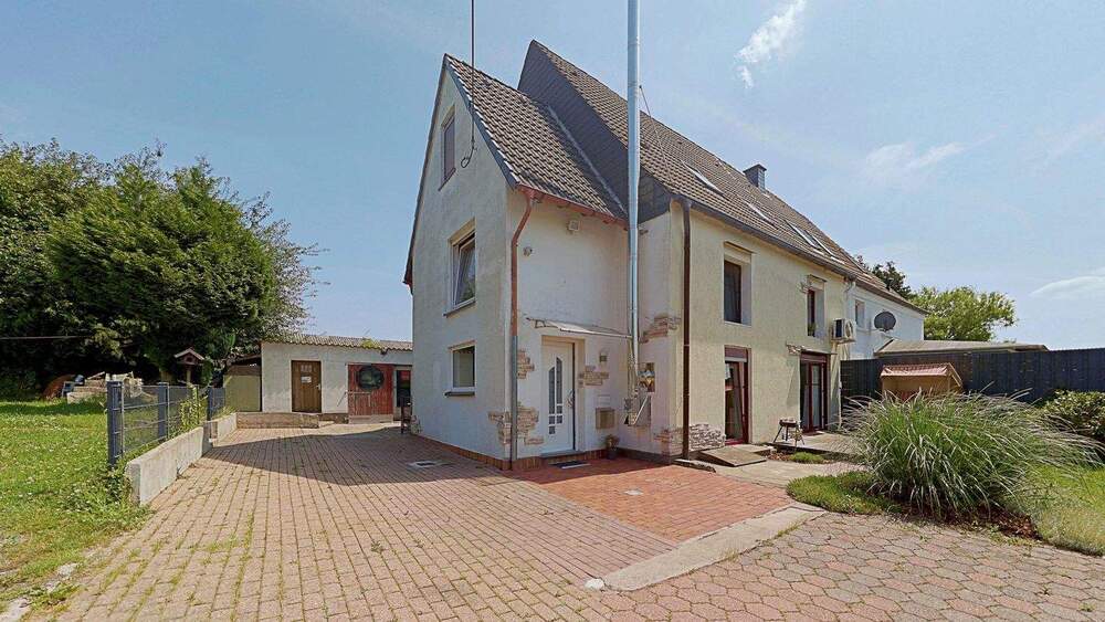 Mehrfamilienhaus, Wohnhaus Fröndenberg Altendorf - 9 Zimmer, 208 m&sup2;, 340.000&euro; | Angebot:25801837