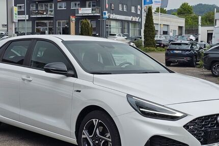 Hyundai i30 6.569 km 20.950 &euro; Leonberg 71229