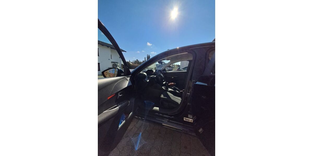 Peugeot 208 3.500 km 14.800 &euro; Gilching 82205