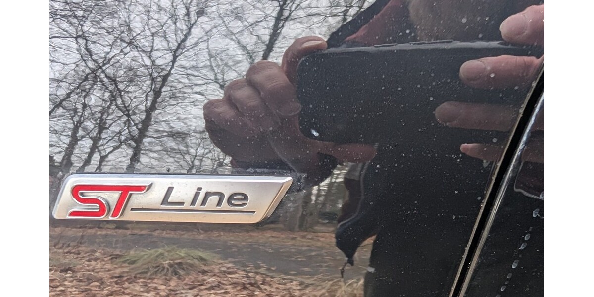 Ford Kuga 95.000 km 14.500 &euro; Bad Saarow 15526