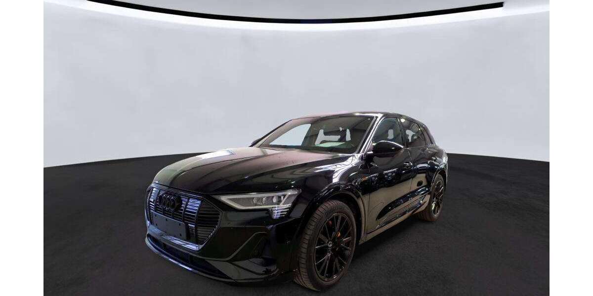 Audi e-tron 72.177 km 28.990 &euro; Hamburg 22047