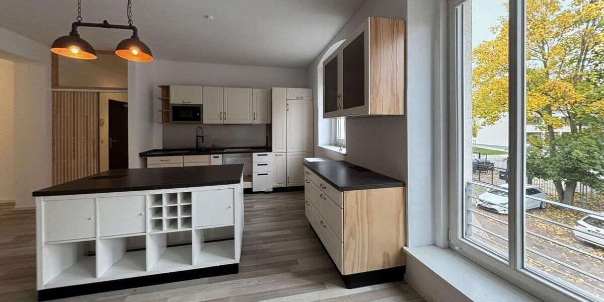 Etagenwohnung Halle (Saale) Trotha - 4.5 Zimmer, 134 m&sup2;, 1.450&euro; | Angebot:27159604