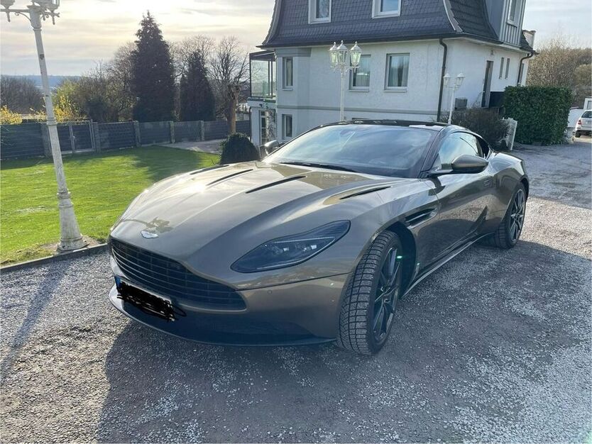 DB11