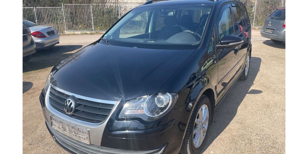 VW Touran 271.801 km 4.399 &euro; Minden 32429