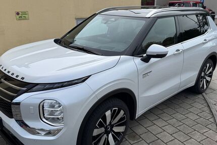 Mitsubishi Outlander 6.620 km 47.890 &euro; Ottobrunn bei München 85521