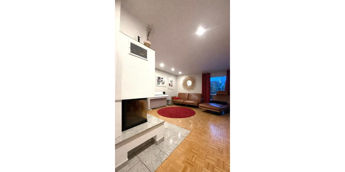 Doppelhaushälfte Waldbronn - 6 Zimmer, 161 m&sup2;, 2.350&euro; | Angebot:25612270