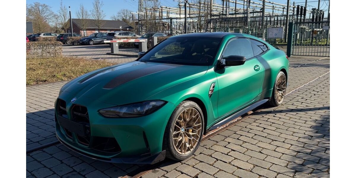 BMW M4 2.000 km 124.995 &euro; Gronau 48599