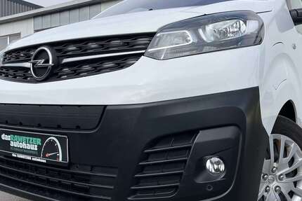 Opel Vivaro 29.987 km 18.860 &euro; Marktredwitz 95615