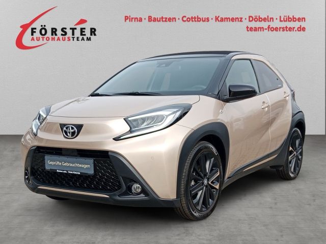 Toyota Aygo (X) 18.278 km 15.990 &euro; Pirna 01796