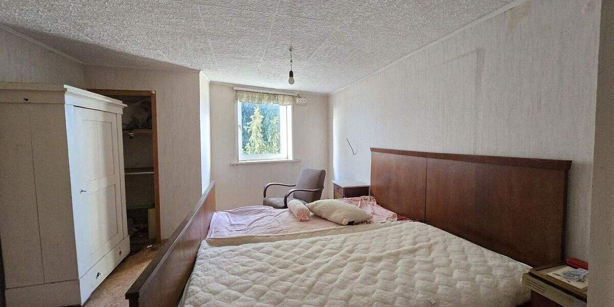 Einfamilienhaus Wanzleben Seehausen - 7 Zimmer, 200 m&sup2;, 83.500&euro; | Angebot:25112036