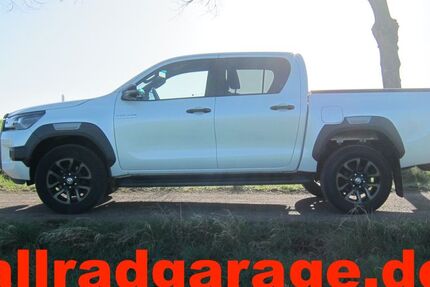 Toyota Hilux 106.000 km 41.500 &euro; Köln 50678