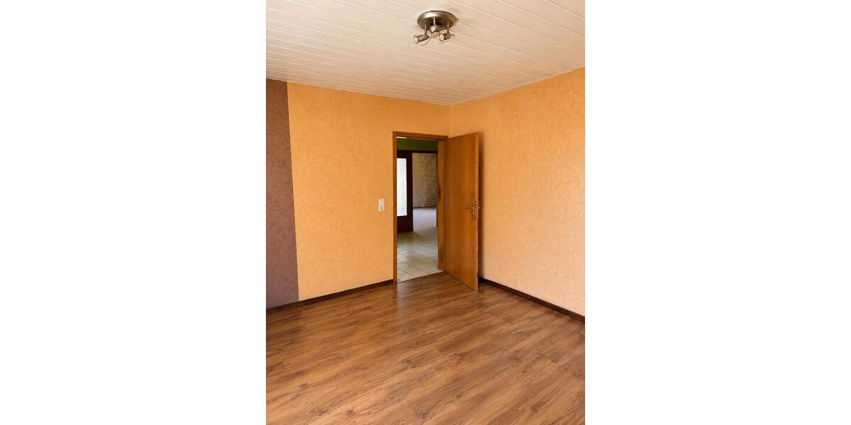 Mehrfamilienhaus, Wohnhaus Itzstedt - 5 Zimmer, 175 m&sup2;, 349.000&euro; | Angebot:27113506