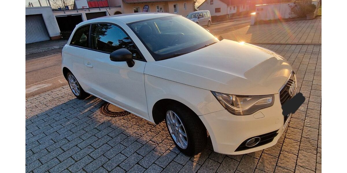Audi A1 126.000 km 6.200 &euro; Wallerstein 86757