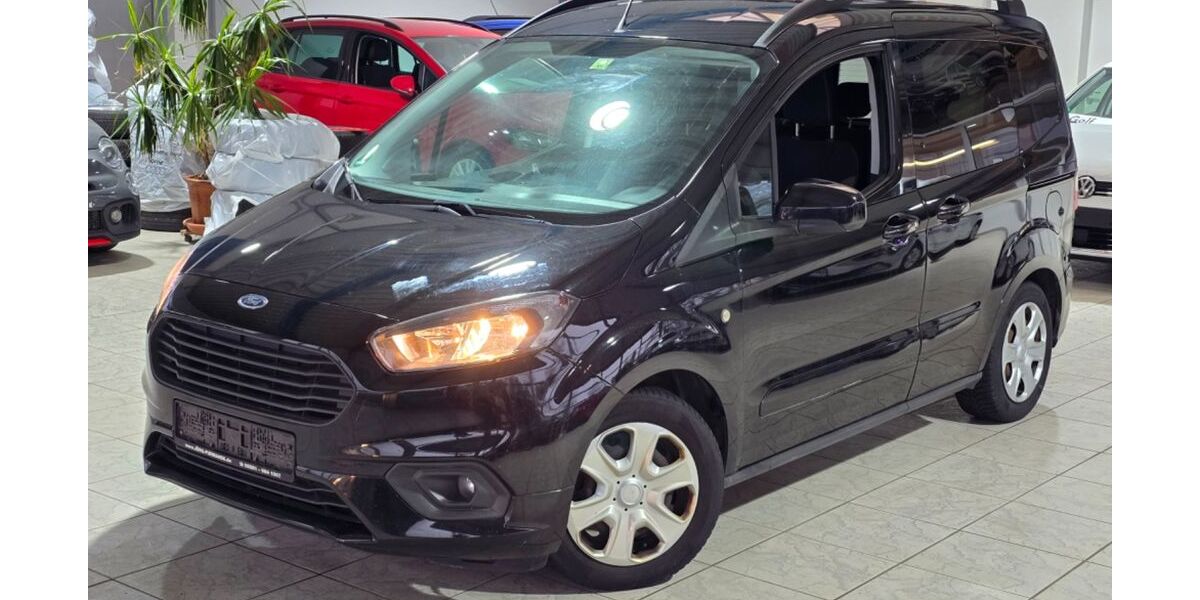 Ford Tourneo Courier 71.000 km 12.900 &euro; Ichenhausen 89335
