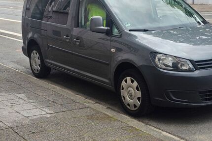 VW Caddy 217.000 km 7.900 &euro; Darmstadt 64285