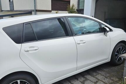 Toyota Verso 102.500 km 15.000 &euro; Hinzweiler 67756