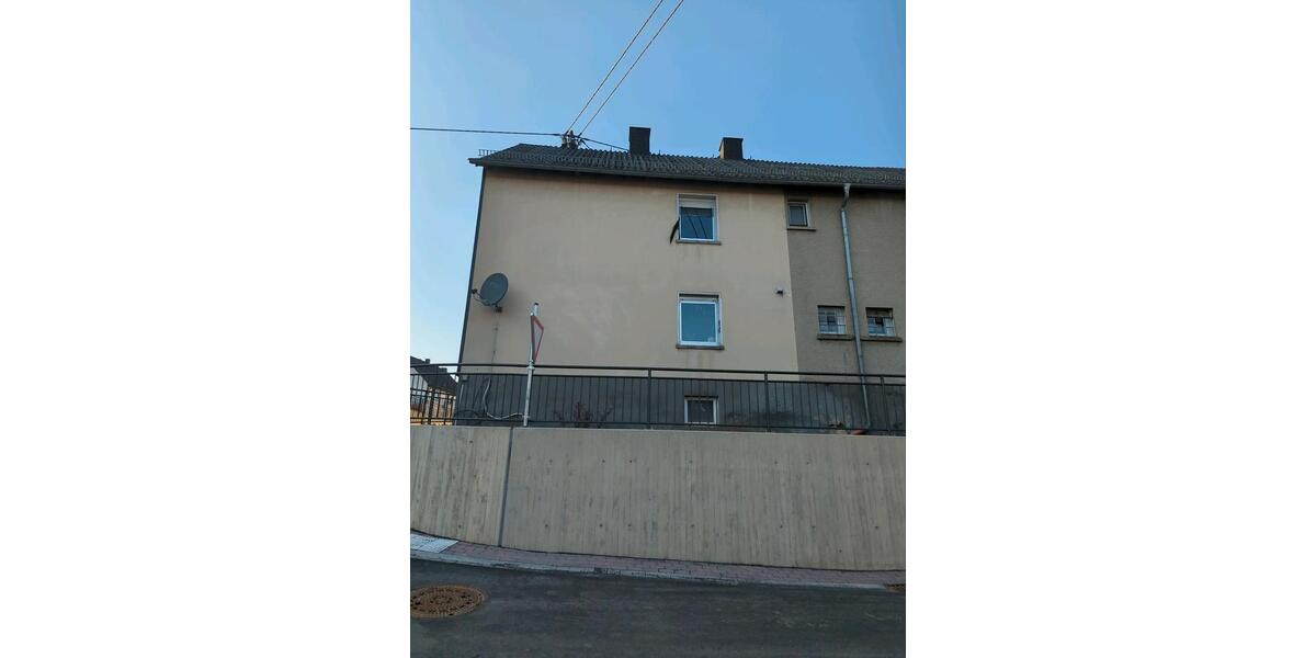Bauernhaus, Landhaus Uersfeld - 9 Zimmer, 110 m&sup2;, 120.000&euro; | Angebot:25780910