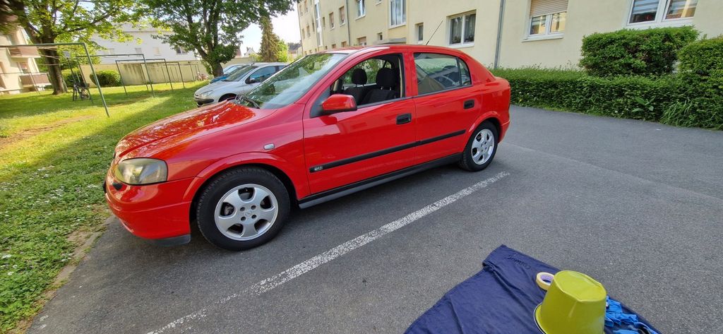 Opel Astra 207.000 km 1.800 &euro; Gustavsburg 65462