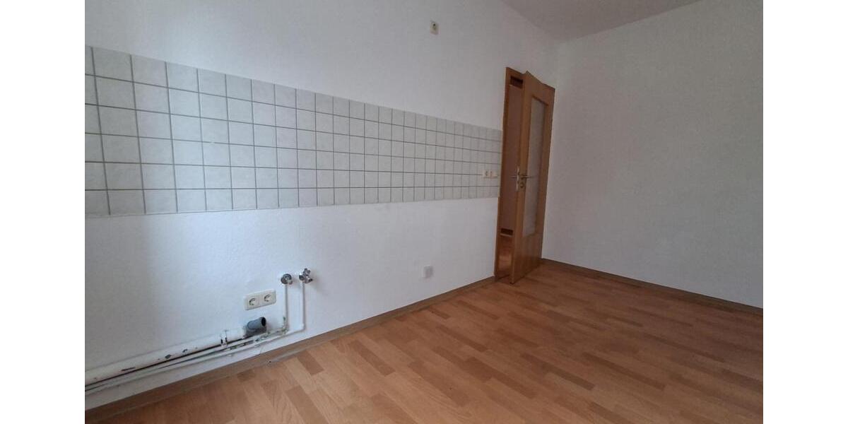 Etagenwohnung Arnstadt - 3 Zimmer, 55 m&sup2;, 380&euro; | Angebot:24977466