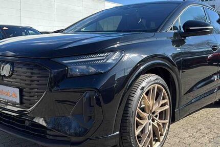 Audi Q4 e-tron 15.809 km 47.950 &euro; Hamburg 22047