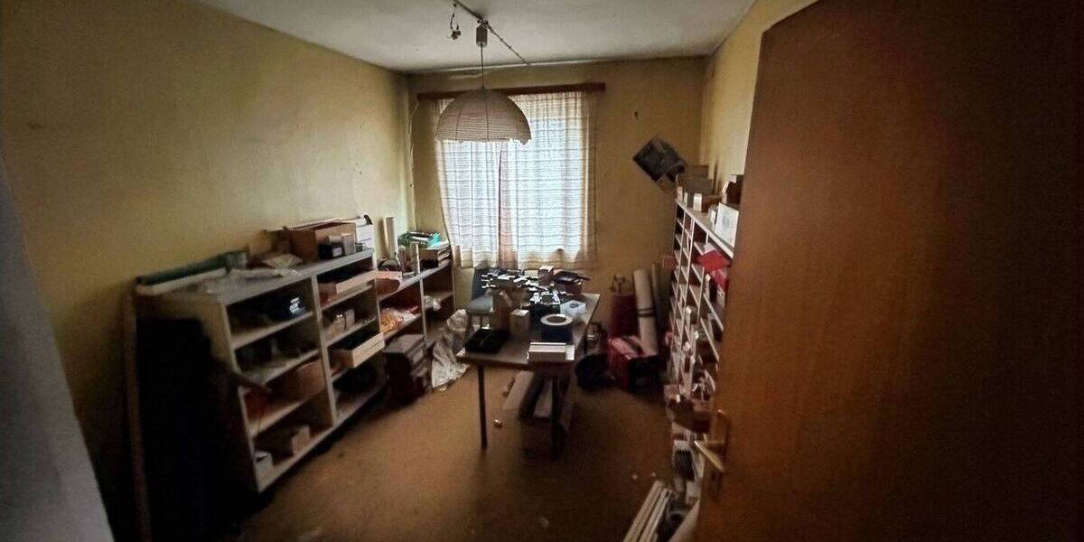 Einfamilienhaus Straubing - 7 Zimmer, 200 m&sup2;, 350.000&euro; | Angebot:26684150