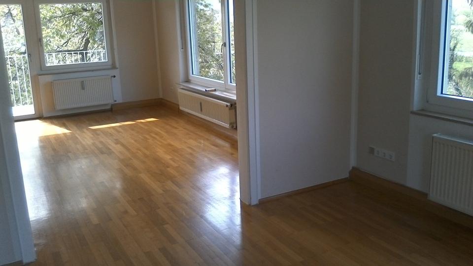 Etagenwohnung Elfershausen - 4 Zimmer, 110 m&sup2;, 693&euro; | Angebot:25381022