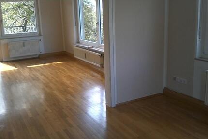 Wohnung Elfershausen - 4 Zimmer, 110 m&sup2;, 693&euro; | Angebot:25381022