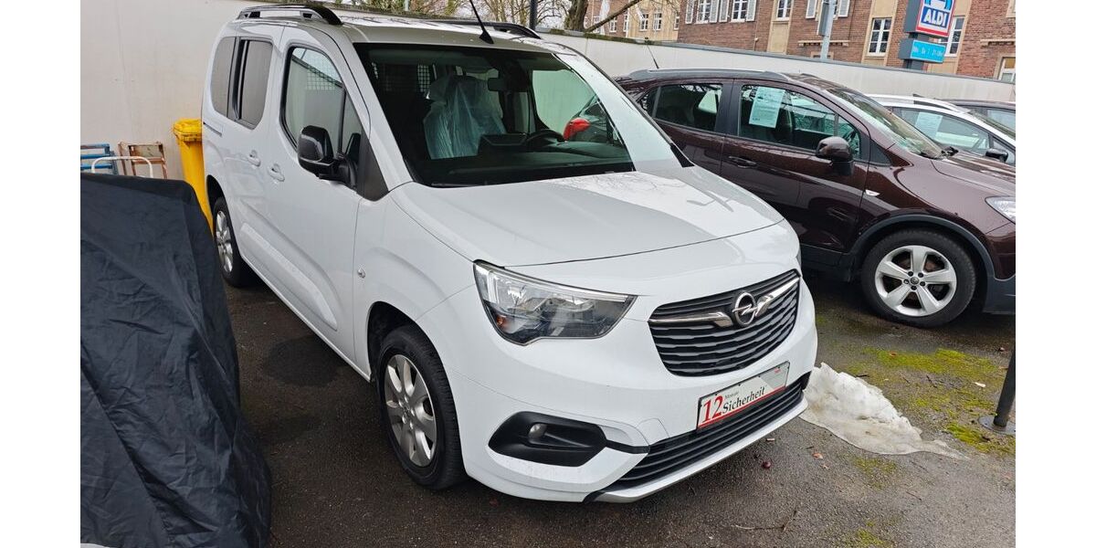 Opel Combo 69.000 km 18.700 &euro; Essen 45136