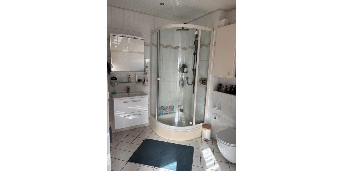 Doppelhaushälfte Niestetal - 4.5 Zimmer, 155 m&sup2;, 1.780&euro; | Angebot:25353960