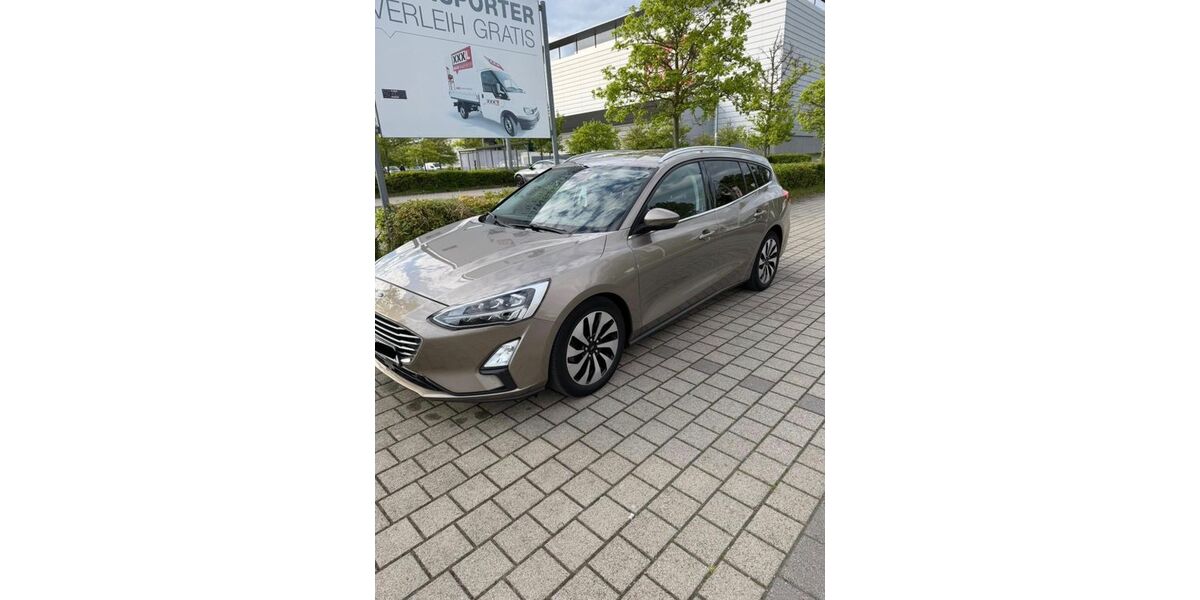 Ford Focus 109.000 km 11.200 &euro; Bad Soden 65812