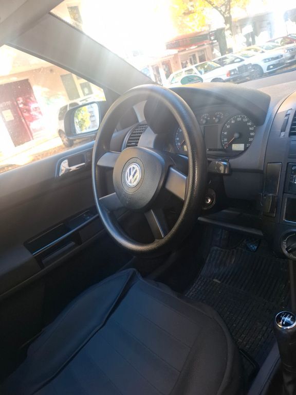 VW Polo 142.848 km 2.500 € Berlin 13351