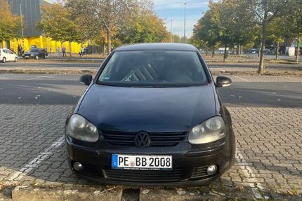 VW Golf 205.000 km 2.700 &euro; Vöhrum 31226