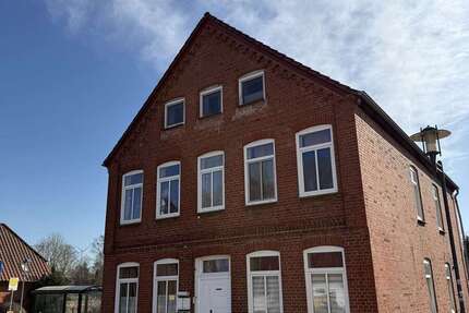 Haus Schönberg - 12 Zimmer, 260 m&sup2;, 429.000&euro; | Angebot:26300657