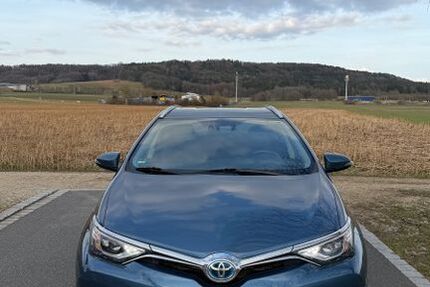Toyota Auris Touring Sports 198.600 km 9.680 &euro; Berg 92348